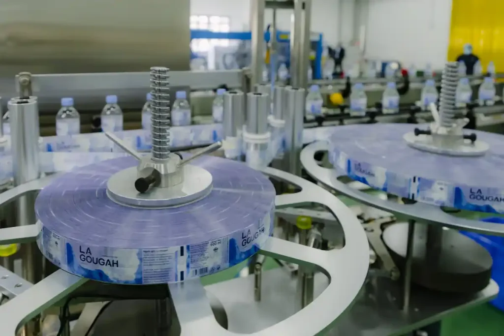 Hình ảnh tại nhà máy sản xuất nước uống đóng chai La Gougah 3